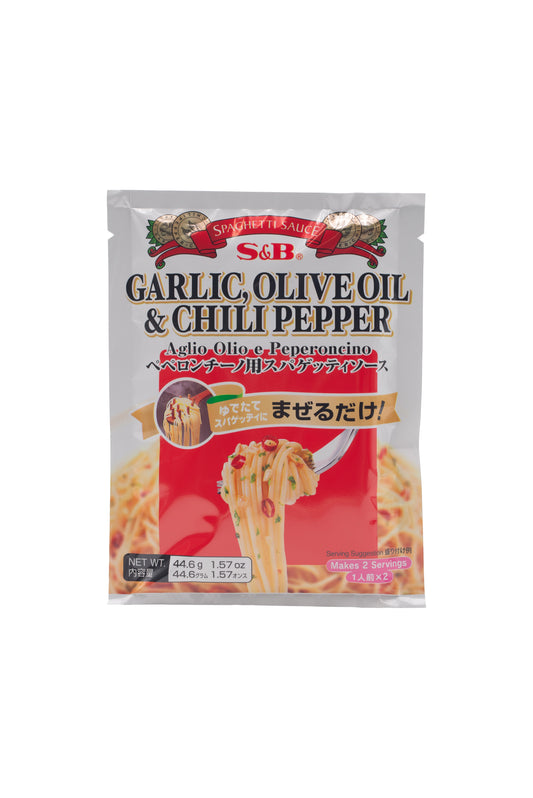 S&B Pasta Sauce - Garlic , Olive Oil  & Chili Pepper Peperoncino 1.57oz